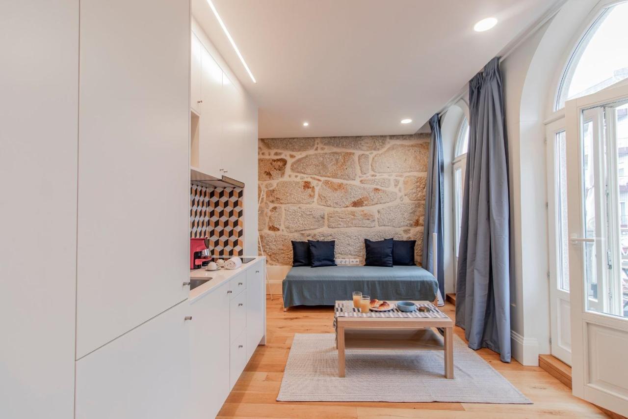 Sweet Studio Apartment W/ Big Balcony By Lovelystay OOporto Exterior foto
